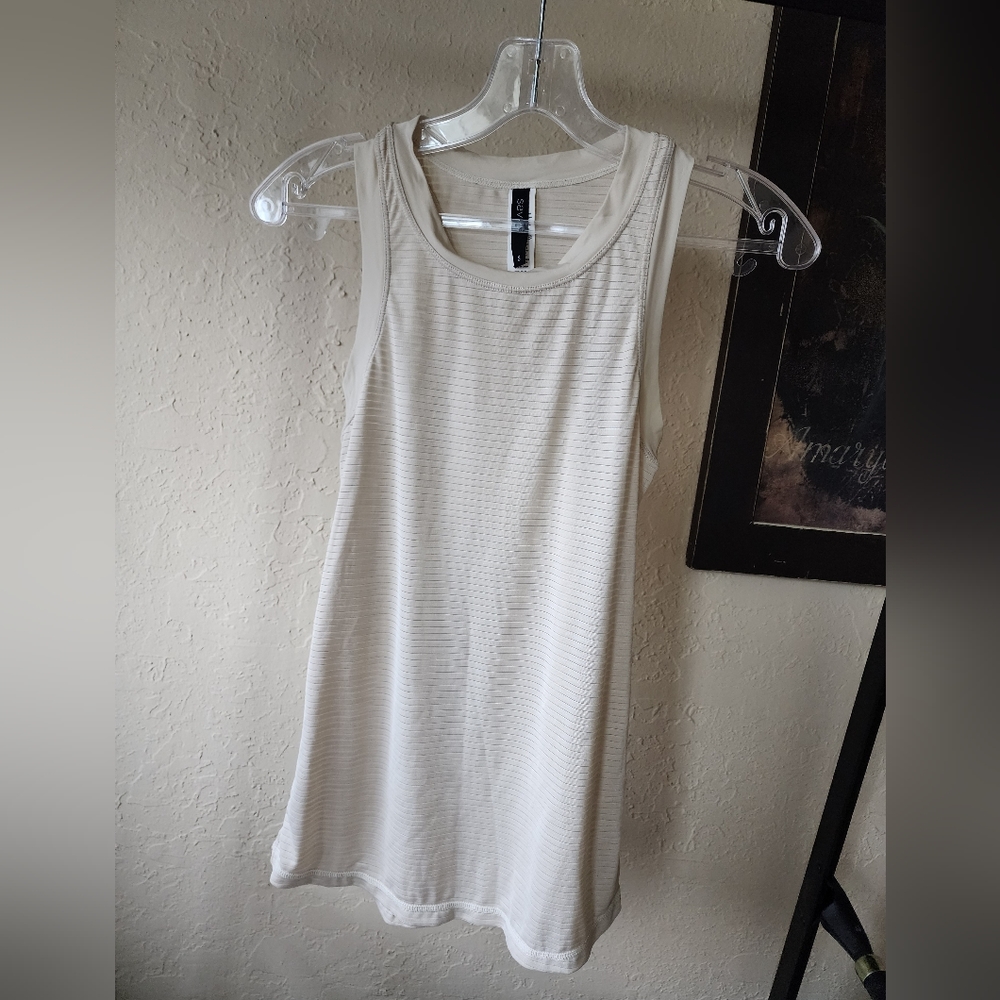 Savvi Valo Tank